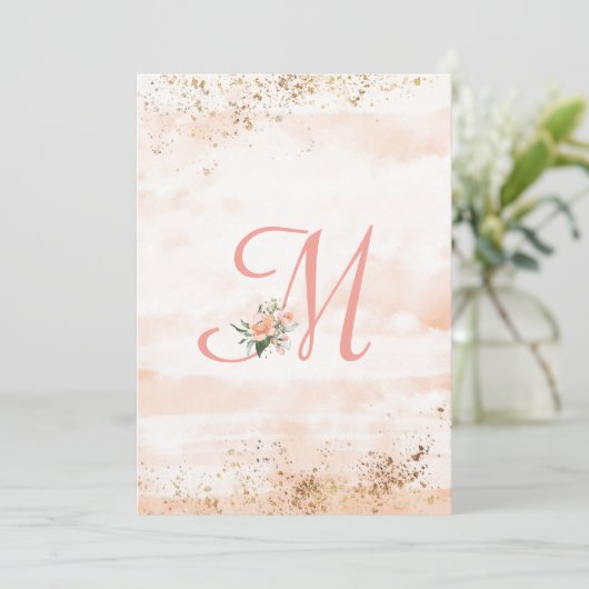 Carte De Remerciements Joli Monogramme rose Mariage de script Floral (Debout devant)