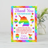 Carte De Remerciements Jouet de distraction Pop It arc-en-ciel pour fête  (Debout devant)