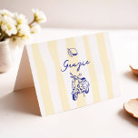 Carte De Remerciements La Dolce Vita Citron Italien Fête des mariées Jaun<br><div class="desc">Dites "Grazie !" dans le style avec notre Carte de remerciements de Fête des mariées jaune citron italien "La Dolce Vita". Ce charmant design présente une toile de fond jaune citron ensoleillée, de délicates illustrations au citron et des rayures jaunes classiques pour une touche d'élégance italienne. Parfaitement adapté à votre...</div>