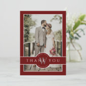 Carte De Remerciements Mariage 2 photos Monogramme moderne rouge foncé (Debout devant)