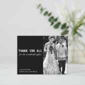 Carte de remerciements Mariage bon marché et drôle (Debout devant)