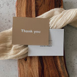 Carte De Remerciements Mariage Brown minimaliste élégant<br><div class="desc">Cette élégante et minimaliste carte de remerciements de mariage marron est un mariage rustique. Le design comporte une belle police dans un arrière - plan marron pour embellir votre événement.</div>
