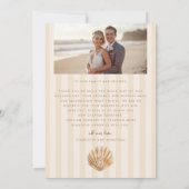 Carte De Remerciements Mariage de plage au monogramme de coquillage fanta (Dos)