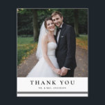 Carte de remerciements Mariage de typographie clas<br><div class="desc">Merci à votre famille et à vos amis d'avoir assisté à votre journée spéciale avec ce carte de remerciements de papeterie personnalisable. Il présente une typographie classique et un accent rayé. Personnalisez en ajoutant vos photos et détails mariages. Cet élégant carte de remerciements de mariage est disponible dans d'autres cartons....</div>