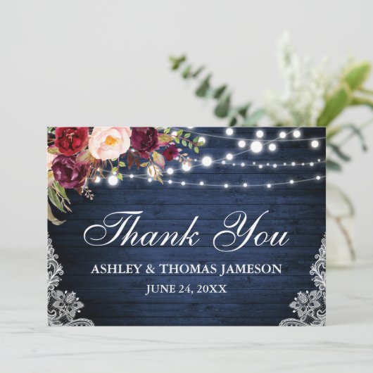 Carte De Remerciements Mariage en bois bleu rustique Lumières florales Me (Debout devant)