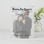 Carte De Remerciements Mariage Journal Moderne Une Photo Élégante Script (Debout devant)