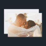 Carte De Remerciements Mariage photo Romantic Gold Faux Foil<br><div class="desc">Ce design fait partie d'une suite de papeterie mariage rococo conçue avec des illustrations d'ornement baroque botanique. Dans cette collection, vous trouverez des monogrammes romantiques de crêtes, des couronnes botaniques et des polices calligraphiques d'inspiration victorienne. J'espère que ce design classique antique vous servira pour célébrer un mariage élégant et sophistiqué....</div>