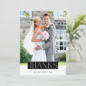 Carte De Remerciements MARIAGE THANKS photo moderne chic serif superposit (Debout devant)