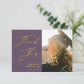 Carte De Remerciements Mauve Elegant Gold Script Photo Graduation (Debout devant)