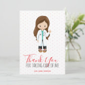 Carte De Remerciements Médecin Typographie Rouge Polka Dot (Debout devant)