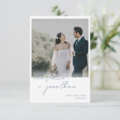 Carte De Remerciements Meilleur Jour Jamais Dusty Blue Script Mariage pho (Debout devant)