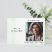 Carte De Remerciements Mémorial funéraire Vert de la famille (Debout devant)