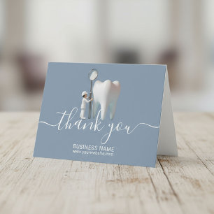 Carte De Remerciements Mini Dentiste & Dent Dusty Bureau dentaire bleu