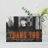 Carte De Remerciements Moderne Orange Neon Photo Graduation (Debout devant)