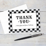 Carte De Remerciements monograme de Rustic Black Gingham Plaid<br><div class="desc">Un carte de remerciements mariage festif et élégant pour un événement jardin barbecue d'été décontracté. Inclut le texte personnalisé pour les noms de mariée et de mariée ou d'autres termes. Couleurs design noir et blanc avec un arrière - plan à motif plaid en vichy / nappe. Le format de carte...</div>