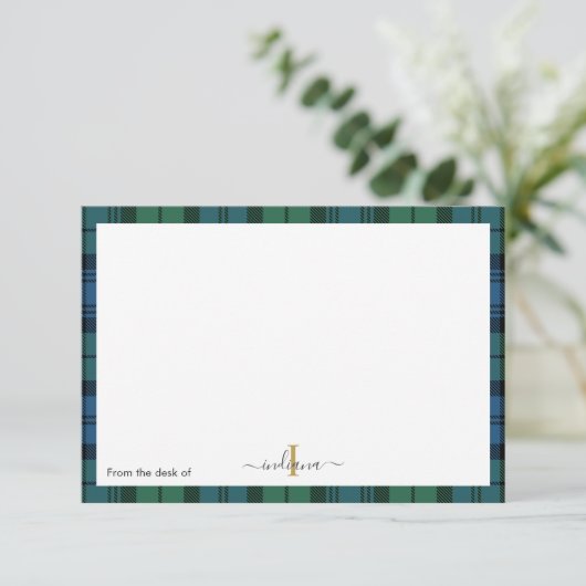 Carte De Remerciements Monogramme vert plaid Script Nom rustique Tartan (Debout devant)