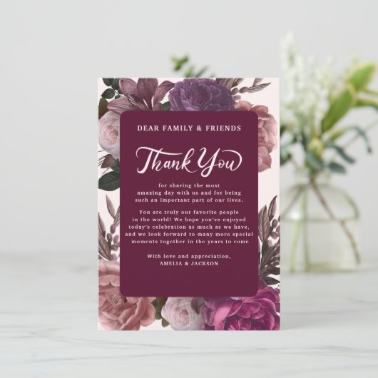 Carte De Remerciements Moody foncé bordeaux et violet Mariage floral (Debout devant)