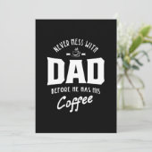 Carte De Remerciements Ne Jamais Embêter Papa Avant Qu'Il Ait Bu Son Café (Debout devant)
