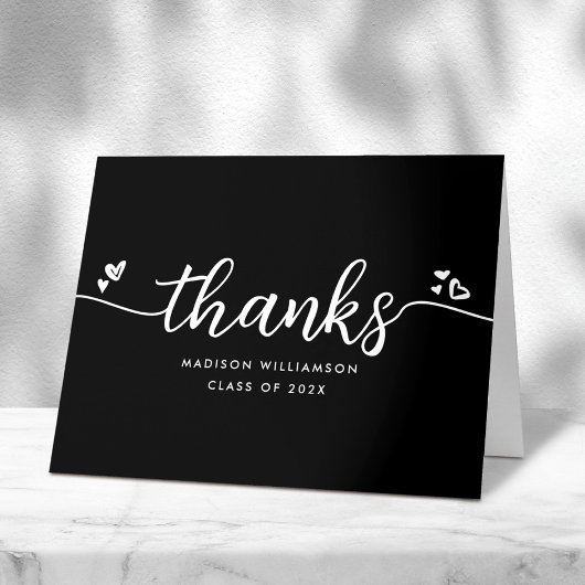 Carte De Remerciements Noir Blanc Graduation Chic Moderne Coeurs Script