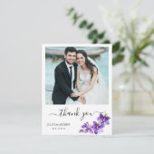 Carte De Remerciements Orchidée violette en mariage en script blanc (Debout devant)
