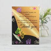 Carte De Remerciements Papillons et Roses Anniversaire pointe V dorée (Debout devant)