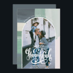 Carte De Remerciements Peace Love Light | Bonne photo Hanoukka<br><div class="desc">Célébrez l'esprit d'Hanoukka avec des amis et de la famille avec nos magnifiques cartes photos. Il est doté d'une disposition moderne de conception de cadre en arc et de lettres de script tendance. Une photo principale à l'avant avec une pièce à l'arrière pour votre salutation personnalisée. Ajoutez votre libellé personnalisé...</div>