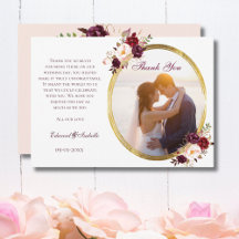 Photo de couple floral rose et burgundy glamour