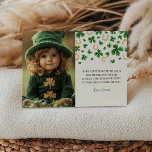 Carte de remerciements photo de l'anniversaire de<br><div class="desc">Express votre gratitude dans un style festif avec notre Carte de remerciements photo d’anniversaire St. Patrick. Avec ses shamrocks gais, ses tons verts vifs et ses détails irlandais ludiques, cette carte reflète parfaitement l'esprit de chance et de bonne humeur. Personnalisez-le facilement avec une photo préférée et un message sincère, transformant...</div>
