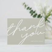 Carte De Remerciements Photo de mariage de calligraphie vert sauge modern (Debout devant)