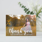 Carte De Remerciements Photo élégante Graduation moderne (Debout devant)