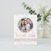 Carte de remerciements photo personnalisable | De  (Debout devant)