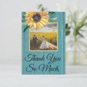 Carte De Remerciements Photo rustique Tournesol Jaune Bleu Grange Bois (Debout devant)