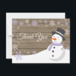 Carte de remerciements pourpre de Noël de Noël d'h<br><div class="desc">Carte de remerciements violet de neige de Noël rustique d'hiver Snowman Snowman mauve. Arrière - plan en bois rustique. Country Vintage Retro Barn. Flocon de neige pourpre. Love and Merci, belle police de script. Ajoutez votre message sur le dos ou laissez vide et écrivez la main. Pour plus de personnalisation,...</div>