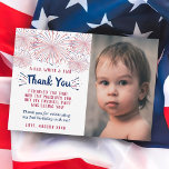 Carte De Remerciements Rouge, blanc et deux 4 juillet photo du 2e anniver<br><div class="desc">Dites merci avec style avec ces cartes de remerciement en rouge tendance et deux 4 juillet photo de 2e anniversaire. La photo et le libellé du modèle sont faciles à personnaliser et votre famille et vos amis seront ravis de recevoir ces fabuleux remerciements.</div>