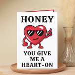 Carte De Remerciements Saint Valentin Coeur coquin drôle Joyeux Anniversa<br><div class="desc">Vous cherchez une façon unique d'express votre amour et votre humour à votre partenaire romantique? Notre carte de voeux pour coeur amusant est le choix idéal pour votre mari ou votre femme à l'occasion de son anniversaire ou de la Saint-Valentin! Customisez-le en ajoutant votre propre message personnel. Le design présente...</div>