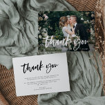 Carte De Remerciements Script décontracté et photo | MARIAGE<br><div class="desc">Cette carte de remerciements mariage moderne et élégante présente votre photo mariage sur le devant,  avec une superposition de typographie manuscrite décontractée,  et un spot pour un message personnel en noir et blanc sur le dos.</div>