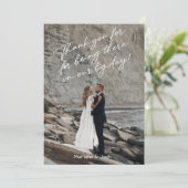 Carte De Remerciements Script Modern Wedding Photo Thank You Card (Debout devant)