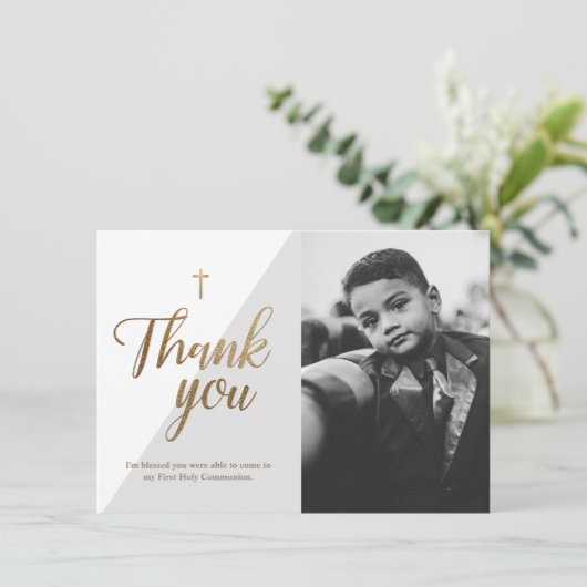 Carte De Remerciements Script moderne Gold Cross Grey Boy First Communion (Debout devant)