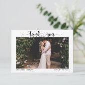Carte De Remerciements Script simple avec coeur et photo | MARIAGE (Debout devant)