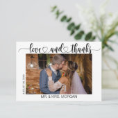 Carte De Remerciements Script simple avec coeur et photo | MARIAGE (Debout devant)