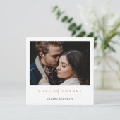 Carte De Remerciements Simple Elegant Gold Typography Mariage photo (Debout devant)