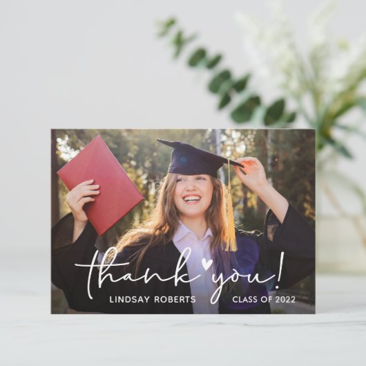 Carte De Remerciements Simple Script Love Heart Graduation Photo (Debout devant)