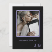 Carte De Remerciements Simple script photo en noir et monogramme lavande  (Devant)