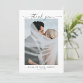 Carte De Remerciements Simple Script Portrait Photo de mariage (Debout devant)