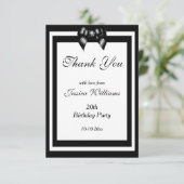 Carte De Remerciements Soirée d'anniversaire noire et blanche (Debout devant)