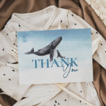 Carte De Remerciements Sous le Baby shower plat de la baleine de l'océan<br><div class="desc">Découvrez notre carte de remerciements à baby shower plat sous la mer, un design captivant qui allie magnifiquement les éléments tropicaux au charme minimaliste. Cette conception unique saisit l'essence d'un thème sous-marin, avec des tons d'aquarelle apaisants de bleu et gris avec des créatures marines nautiques. Son style décontracté mais sophistiqué...</div>