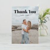 Carte De Remerciements Typographie classique 2 Mariage photo (Debout devant)