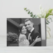 Carte De Remerciements Typographie moderne Simple Elégant Mariage Photo (Debout devant)