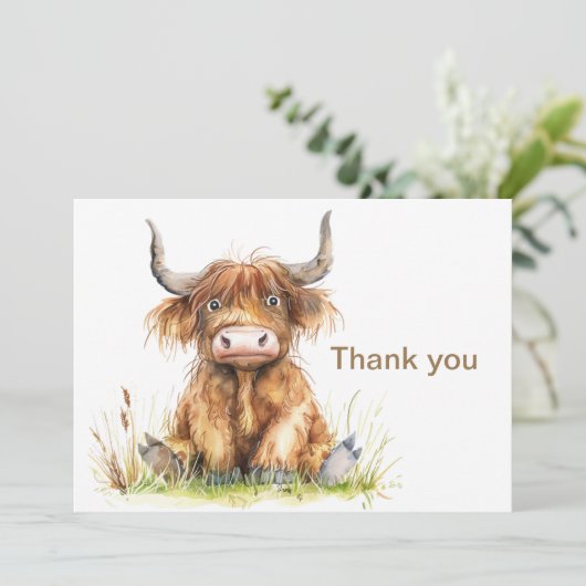 Carte De Remerciements Vache Highland assis dans l'herbe (Debout devant)