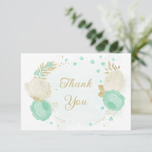 Carte De Remerciements vert menthe et fleurs blanches or fleuri mariage (Debout devant)